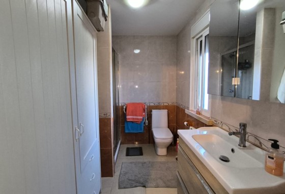 Venta - Chalet Independiente -
Villena - Inland