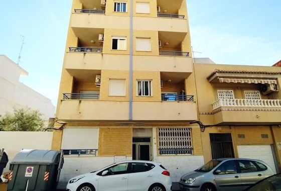 Herverkoop - Appartement / Flat -
Torrevieja - CENTRO CASCO URBANO