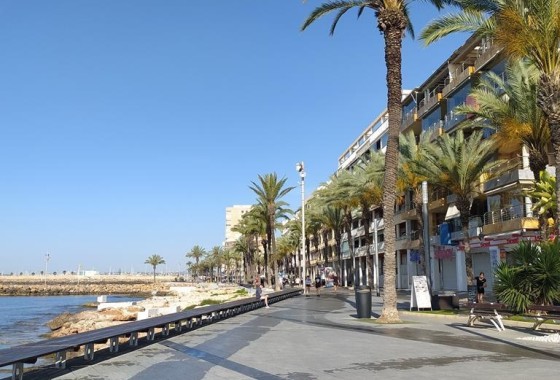 Herverkoop - Appartement / Flat -
Torrevieja - CENTRO CASCO URBANO