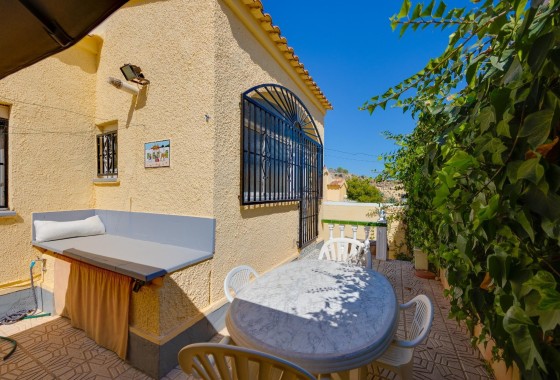 Venta - Chalet Independiente -
San Fulgencio - La Marina