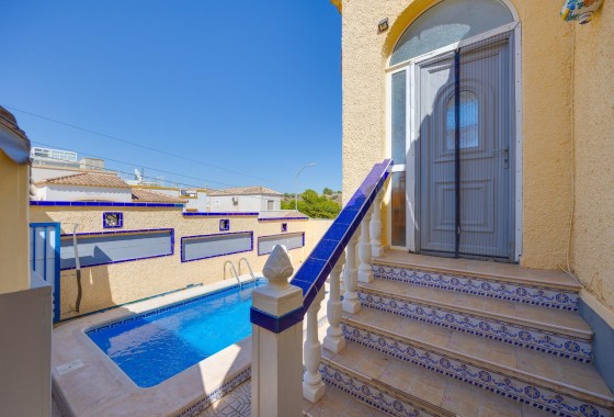 Venta - Chalet Independiente -
San Fulgencio - La Marina