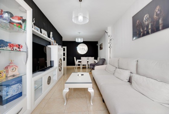 Resale - Wohnung / Appartement -
Torrevieja - Center