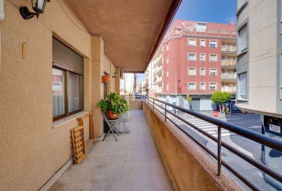 Herverkoop - Appartement / Flat -
Torrevieja - Center