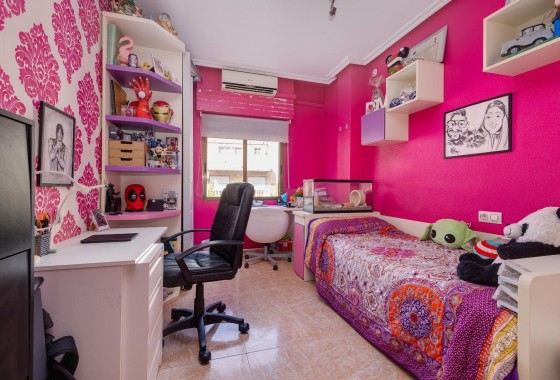 Herverkoop - Appartement / Flat -
Torrevieja - Center