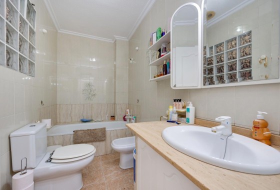 Herverkoop - Appartement / Flat -
Torrevieja - Center
