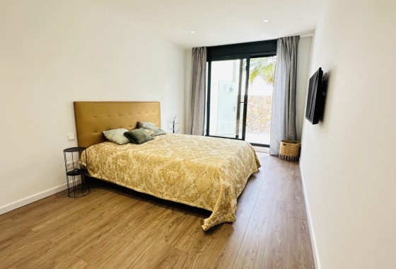 Venta - Chalet Independiente -
Las Colinas - Costa Blanca