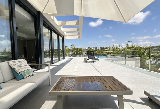 Venta - Chalet Independiente -
Las Colinas - Costa Blanca