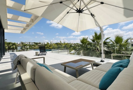 Venta - Chalet Independiente -
Las Colinas - Costa Blanca
