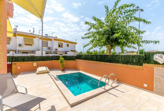 Venta - Chalet Independiente -
Torre de la Horadada - Costa Blanca
