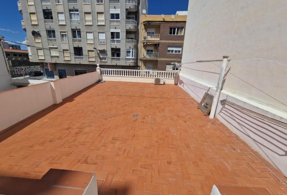 Revente - Maison de ville -
Torrevieja