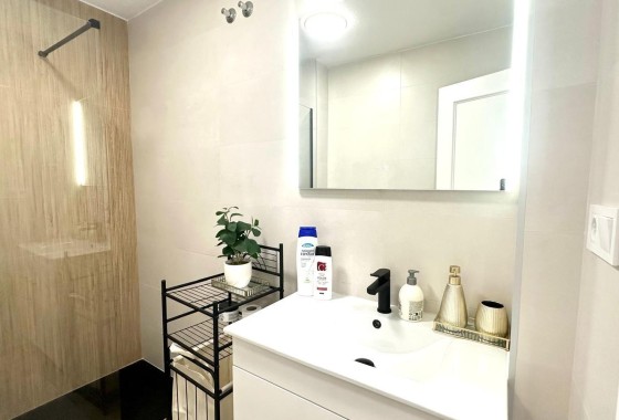 Herverkoop - Appartement / Flat -
Torrevieja - Center