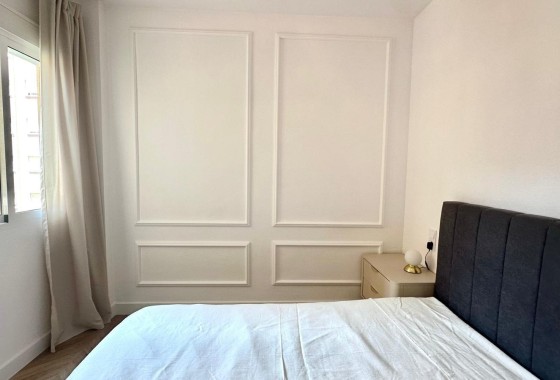 Herverkoop - Appartement / Flat -
Torrevieja - Center