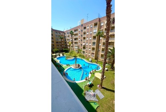 Herverkoop - Appartement / Flat -
Torrevieja - Center