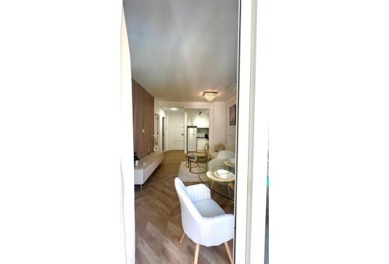 Herverkoop - Appartement / Flat -
Torrevieja - Center