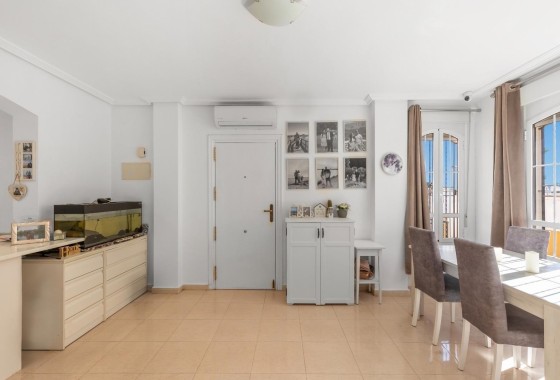 Herverkoop - Halfvrijstaande villa -
Cabo Roig - Lomas de Cabo Roig