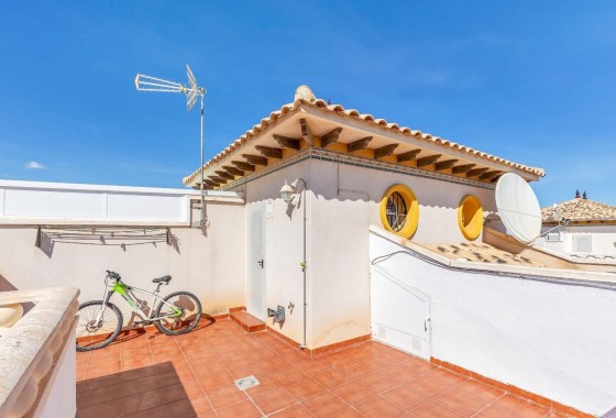 Herverkoop - Halfvrijstaande villa -
Cabo Roig - Lomas de Cabo Roig