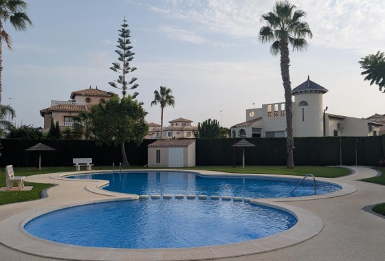 Herverkoop - Halfvrijstaande villa -
Cabo Roig - Lomas de Cabo Roig