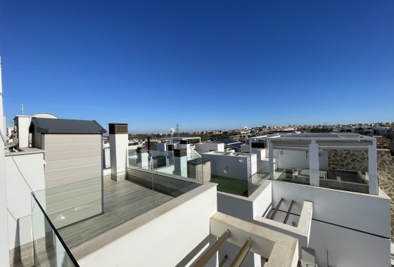 Resale - Doppelhaushälfte -
Villamartín