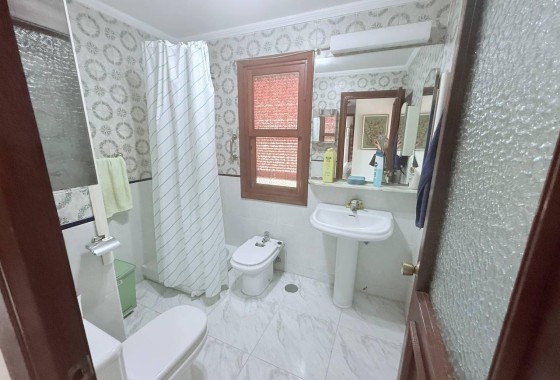 Resale - Freistehende Villa -
Orihuela Costa - Campoamor