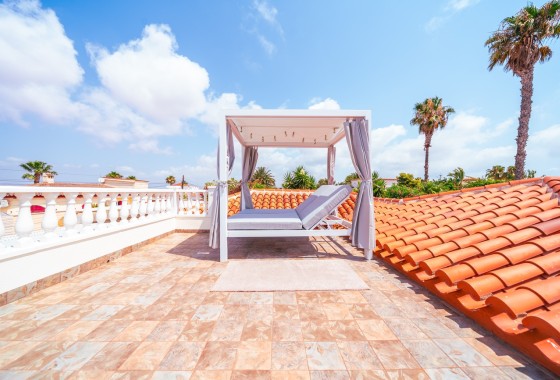 Venta - Chalet Independiente -
Torrevieja - Costa Blanca