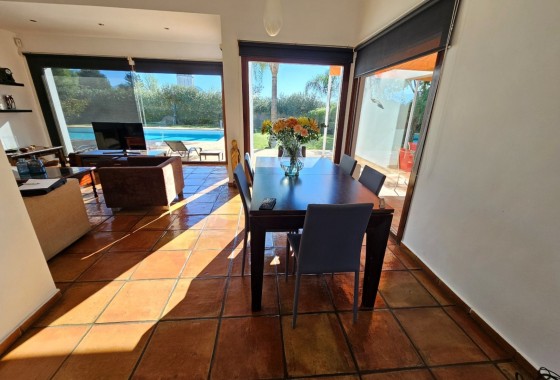 Venta - Chalet Independiente -
Ondara - Inland
