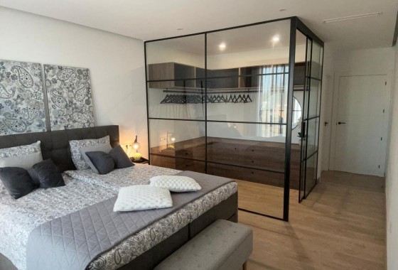 Revente - Maison de ville -
Dolores - Costa Blanca