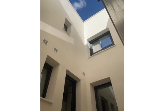 Revente - Maison de ville -
Dolores - Costa Blanca
