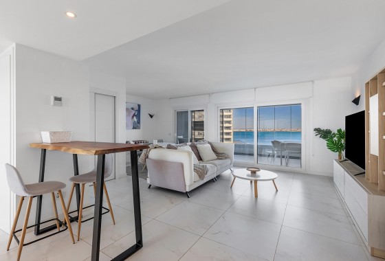 Sprzedaż - Apartament / Mieszkanie -
Torrevieja - Costa Blanca