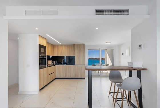 Sprzedaż - Apartament / Mieszkanie -
Torrevieja - Costa Blanca