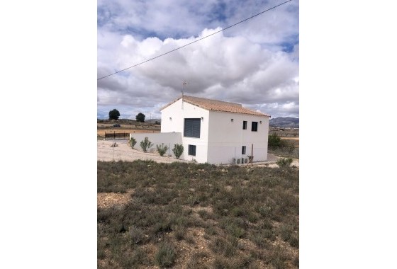 Venta - Chalet Independiente -
Pinoso - Inland
