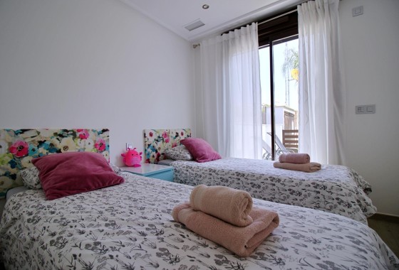 Sprzedaż - Apartament / Mieszkanie -
Pilar de la Horadada - Torre de la Horadada
