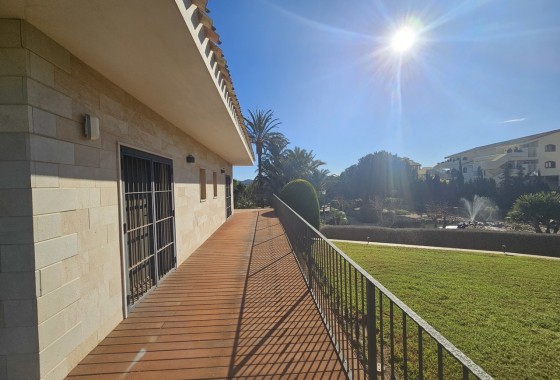 Herverkoop - Vrijstaande Villa -
La Manga Club - Costa Calida