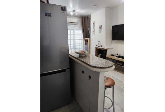 Venta - Apartamento / Piso -
Torrevieja - Playa de los Locos