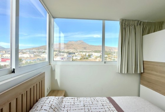 Resale - Wohnung / Appartement -
Finestrat