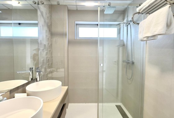Resale - Wohnung / Appartement -
Finestrat