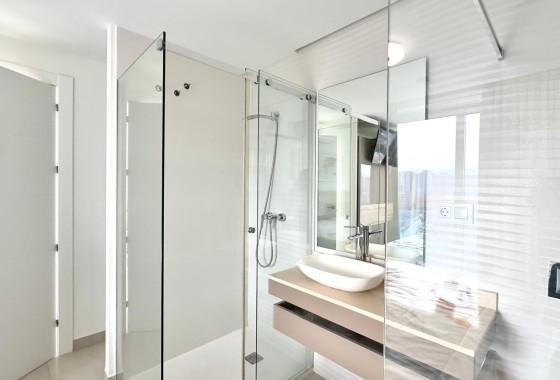 Resale - Wohnung / Appartement -
Finestrat
