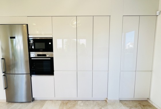 Venta - Chalet Independiente -
La Zenia - Costa Blanca