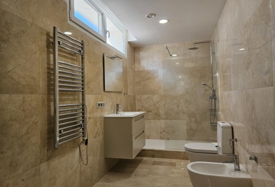 Venta - Chalet Independiente -
La Zenia - Costa Blanca