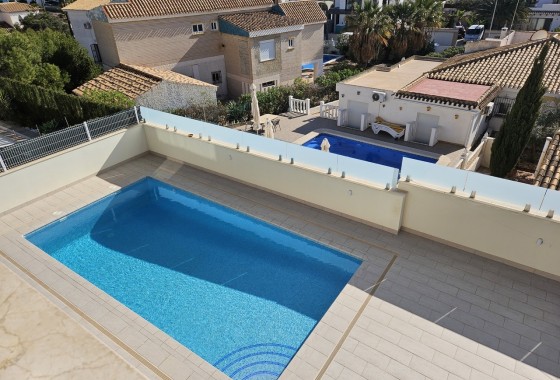 Venta - Chalet Independiente -
La Zenia - Costa Blanca