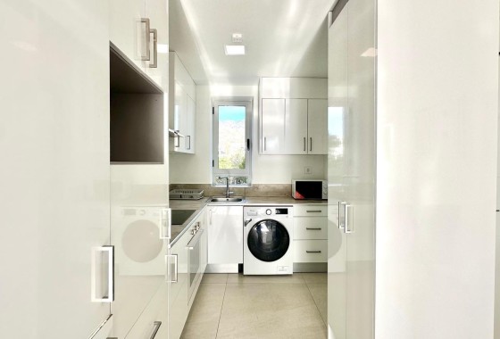 Venta - Apartamento / Piso -
Finestrat