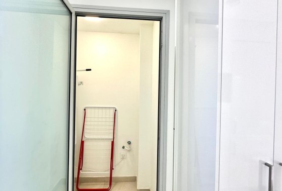 Venta - Apartamento / Piso -
Finestrat