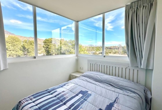 Venta - Apartamento / Piso -
Finestrat