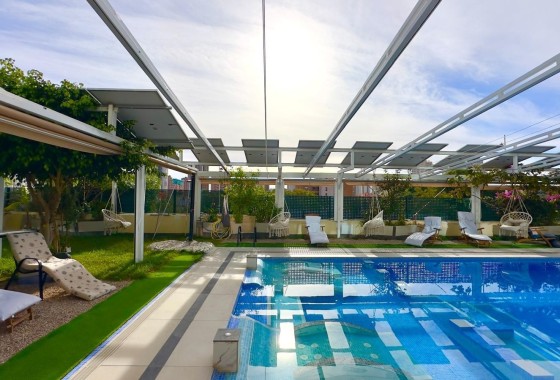 Venta - Apartamento / Piso -
Finestrat