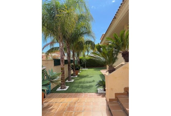 Resale - Freistehende Villa -
Mazarron - Bolnuevo