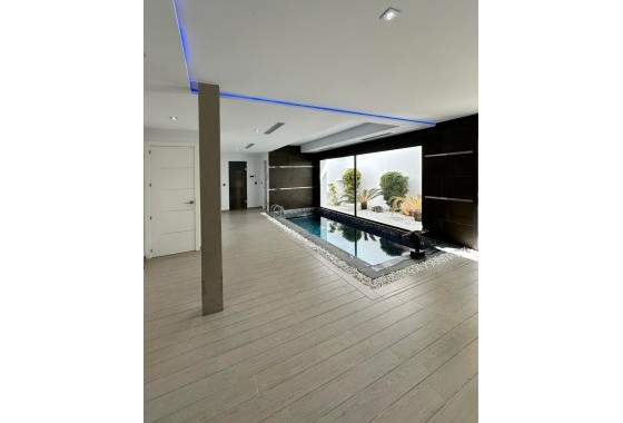 Resale - Freistehende Villa -
Jávea - Costa Blanca