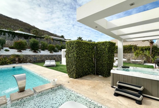 Resale - Freistehende Villa -
Jávea - Costa Blanca