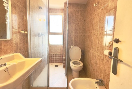 Resale - Wohnung / Appartement -
Torrevieja - Zona Los Frutales