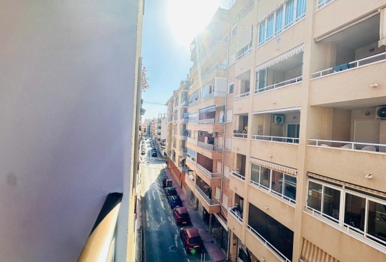 Resale - Wohnung / Appartement -
Torrevieja - Playa del Cura