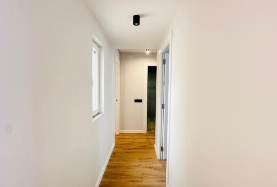 Resale - Wohnung / Appartement -
Torrevieja - Playa del Cura