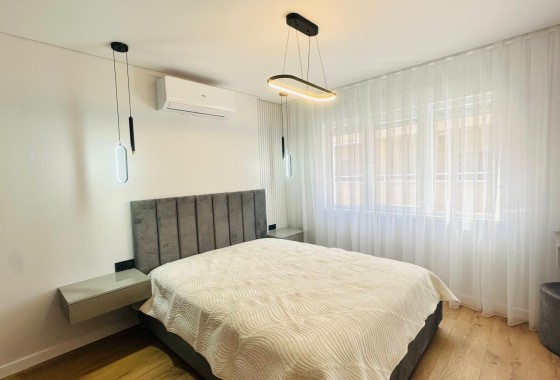 Resale - Wohnung / Appartement -
Torrevieja - Playa del Cura
